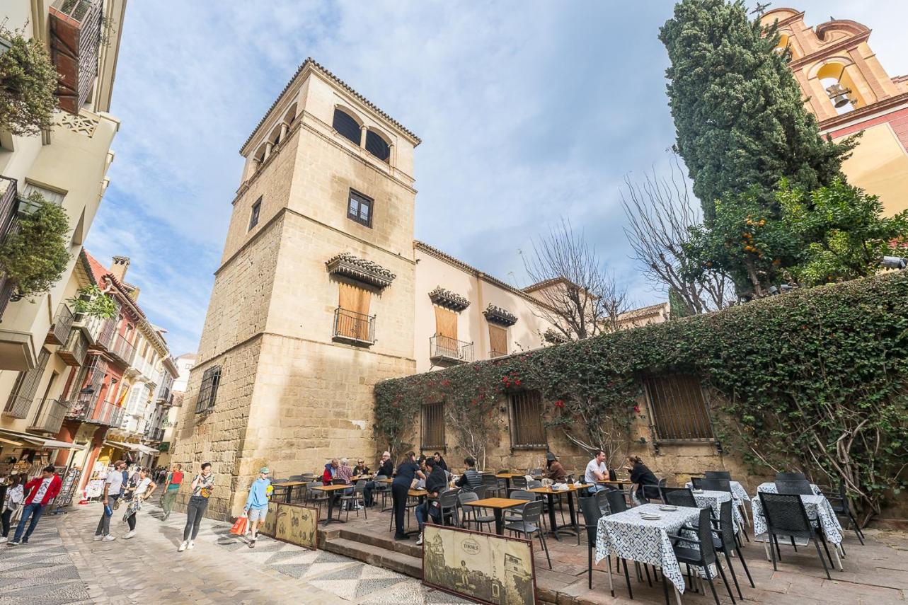 Apartment Homeclub Atico Con Terraza Junto A Museo Picasso Iii *